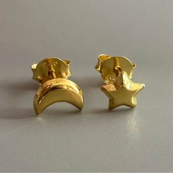 14K Gold Vermeil Celestial Mismatched Star & Moon Stud Earrings - Picture 10 of 11